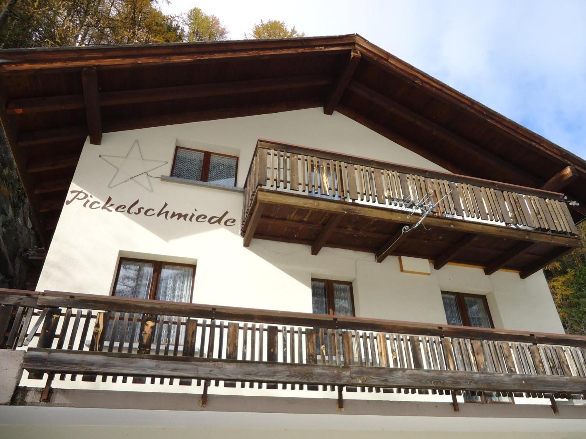 Haus Pickelschmiede Apartamento Saas-Grund Exterior foto