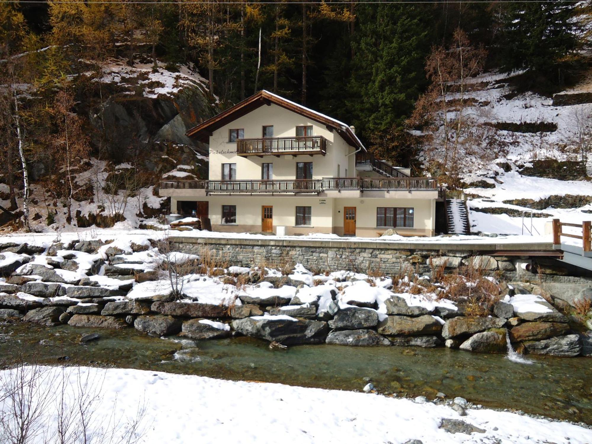 Haus Pickelschmiede Apartamento Saas-Grund Exterior foto